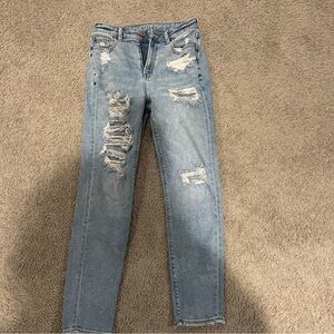 Women’s American Eagle Mom Jeans Size 0